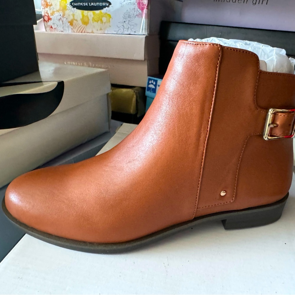 Alfani boots